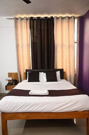 Bathroom - The Kashi Palace (Varanasi)