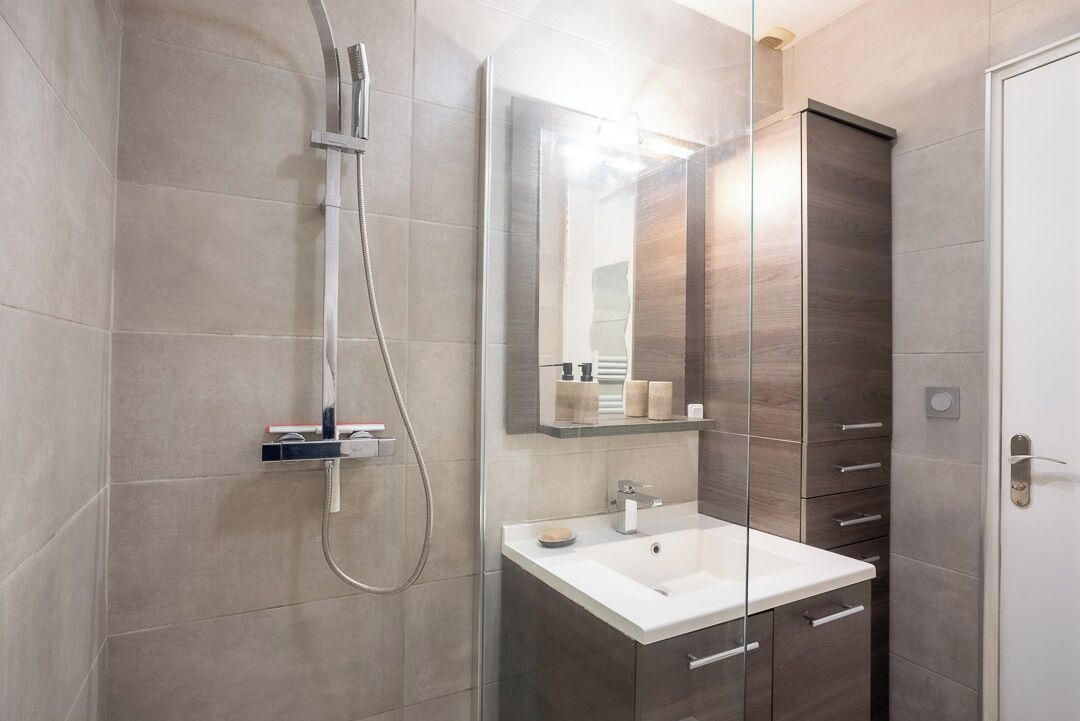 Shower, hair dryer