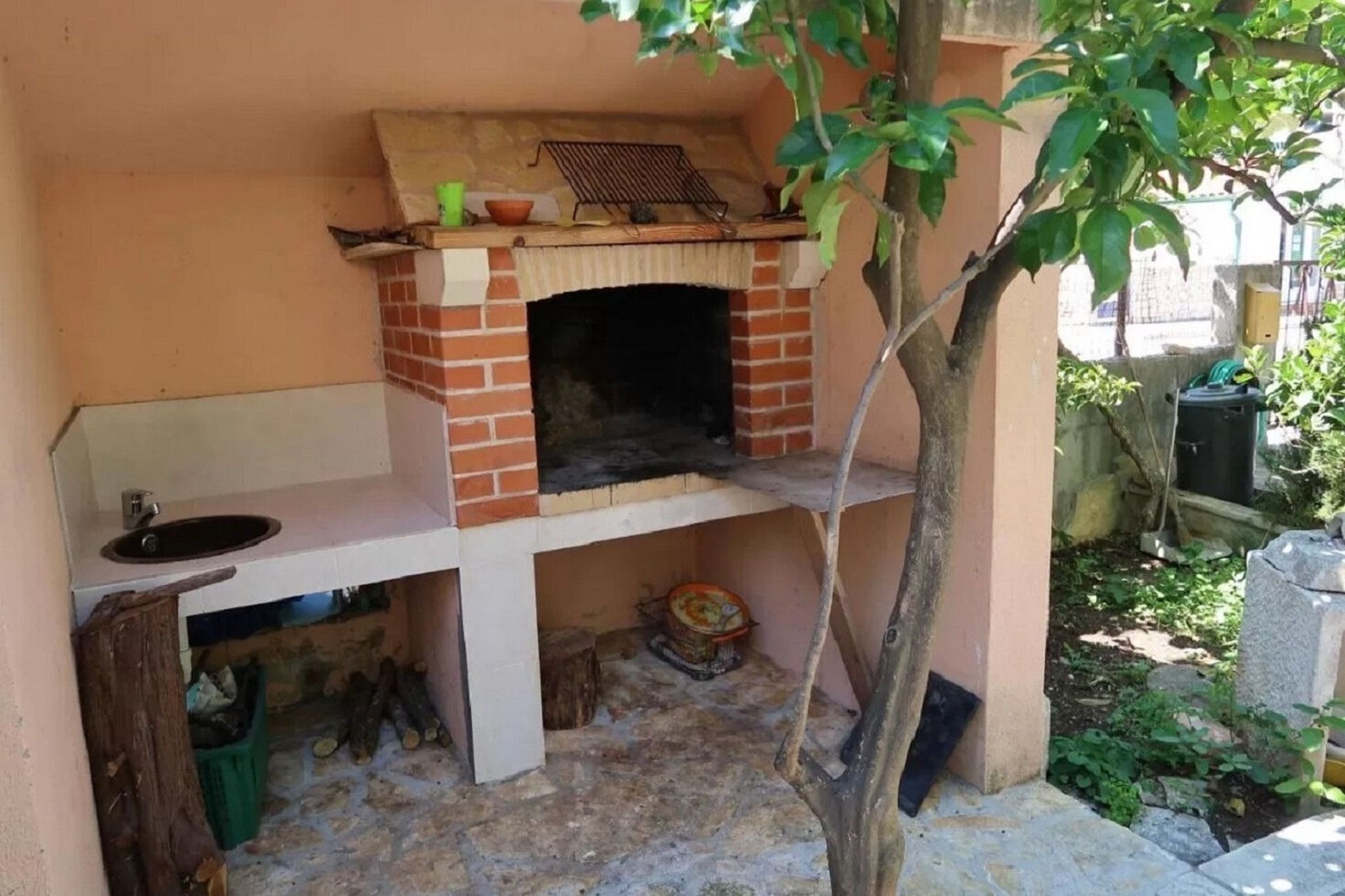 Grill-/Picknickplatz