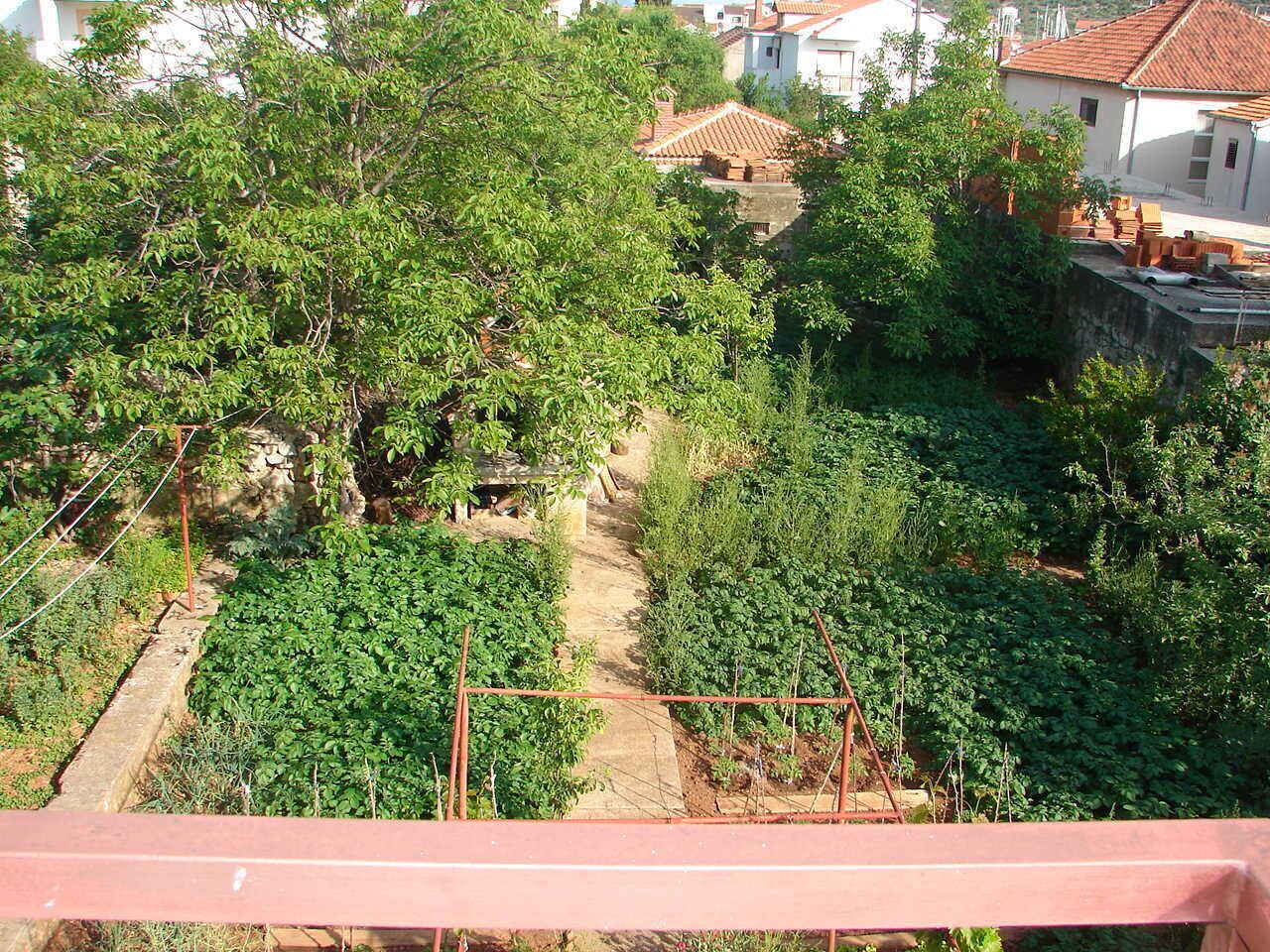 Appartement (A1) | Uitzicht op de tuin