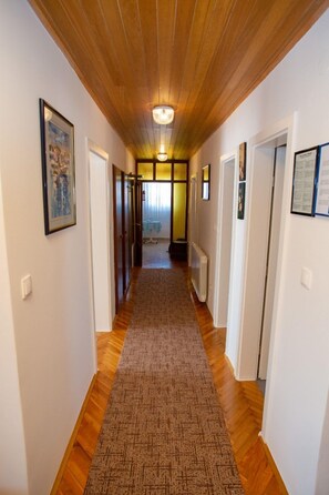 Apartment (A2) | Hallway - Apartments and Rooms Ivan (Novalja)