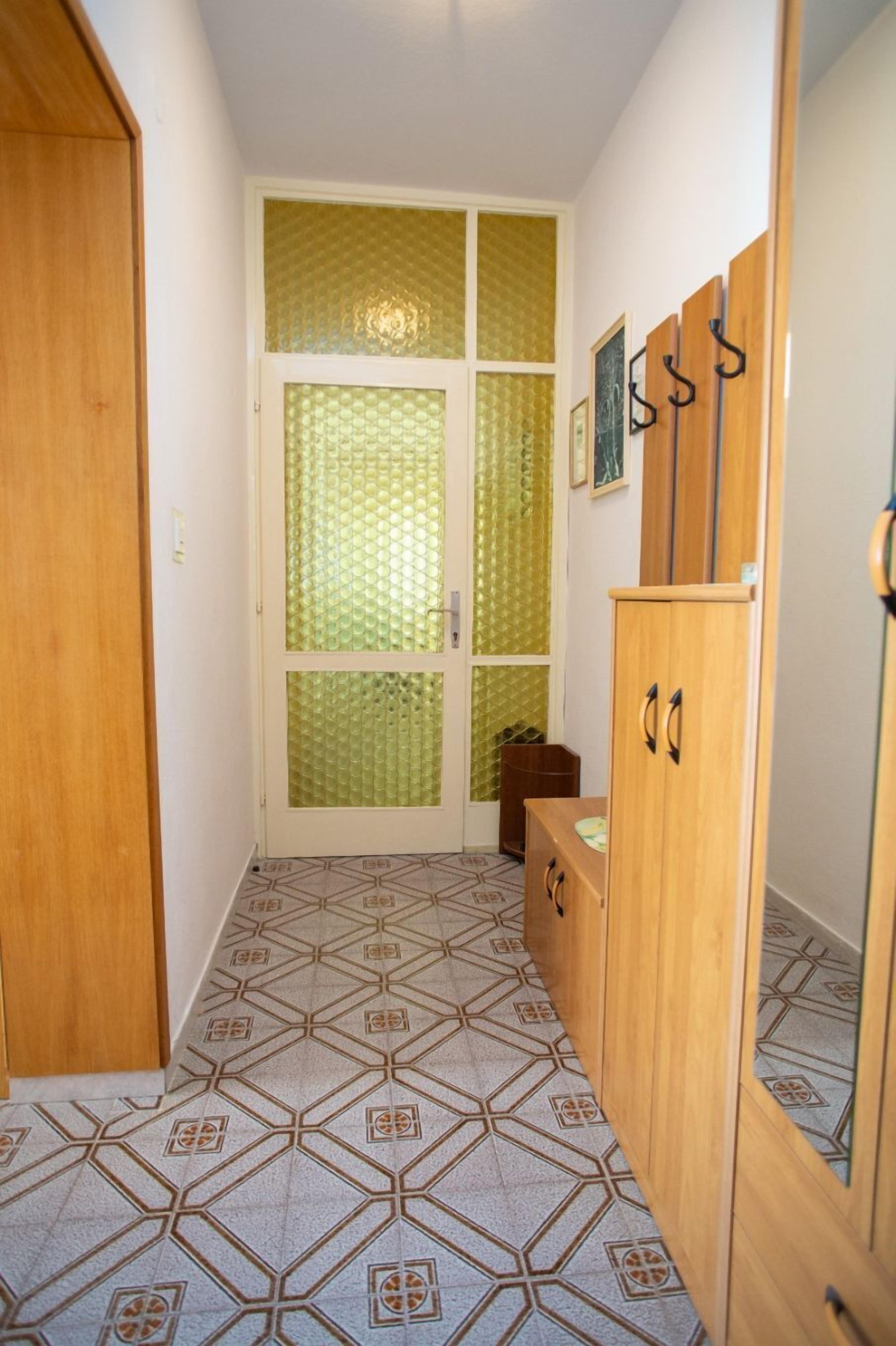 Apartment (A1) | Interior entrance