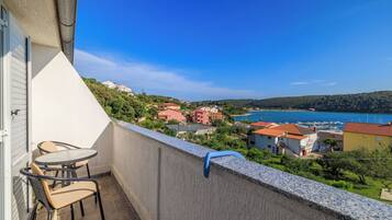 Apartment (A3) | Water view