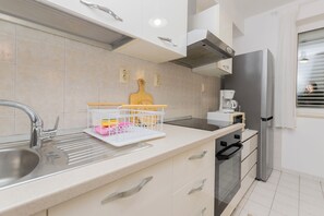 Private kitchen - Apartments Pero (Dubrovnik)