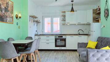 Apartment (A1) | Private kitchen | Fridge, oven, stovetop, espresso maker