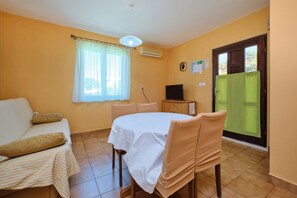 Apartment (A2) | Living room - Apartments Ivan (Rab)