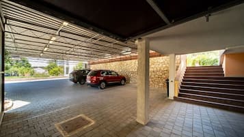 Ilmainen pysäköintipaikka