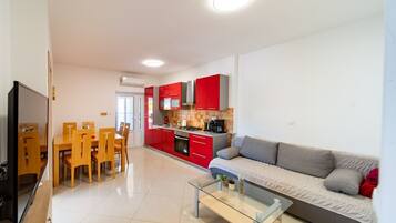 Apartment (A2) | Living room