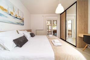 Apartment (A1) | Iron/ironing board, free WiFi - Apartments Spomenka (Rab)