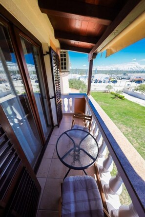 Studio (A2) | Terrace/patio - Apartments Vesna (Bibinje)
