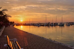 ที่จอดเรือ