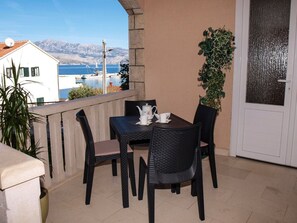 Apartment (A1) | Terrace/patio - Apartment Vrilo (Postira)