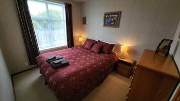 3 makuuhuonetta, Wi-Fi, vuodevaatteet