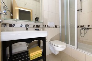 Apartment (A3) | Bathroom - Apartments Gianni (Makarska)