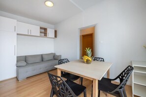 Apartment (A3) | Dining - Apartments Gianni (Makarska)