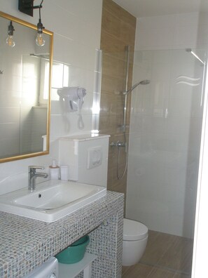 Apartment (A1) | Bathroom - Apartments Mateo (Primosten)