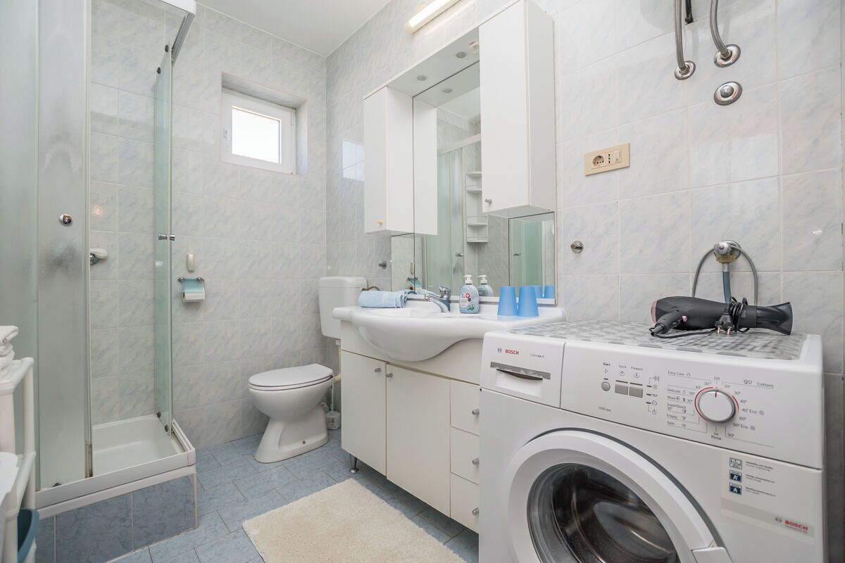 Apartment (A3) | Bathroom