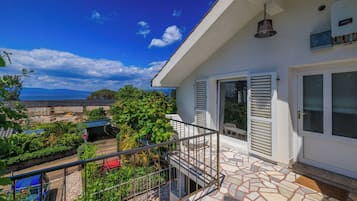 Apartment (A2) | Water view