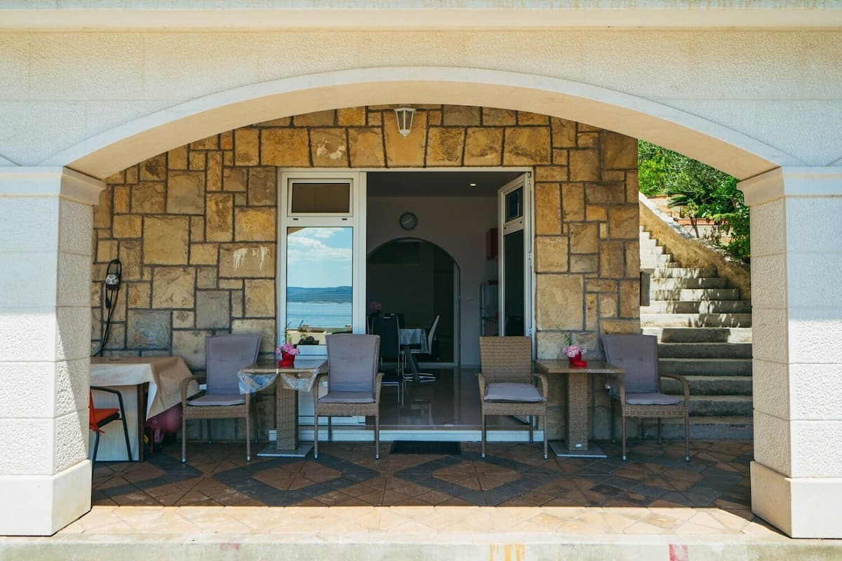 Căn hộ (A2) | Hiên