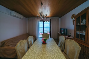 Apartment (A1) | Speisen