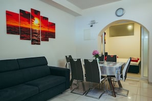 Apartment (A2) | Wohnzimmer