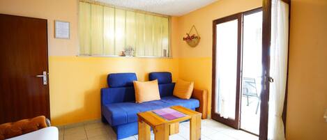 Apartment (A1) | Living room