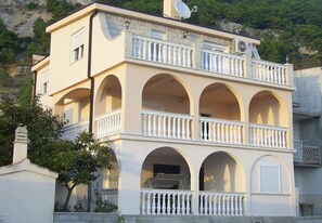 Building design - Apartment Lile (Omis)