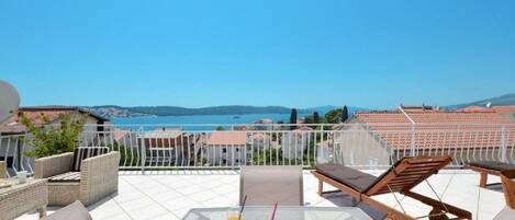 Apartment (A1) | Terrace/patio