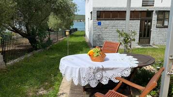 Appartement (A2) | Terrasse/Patio