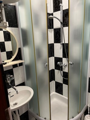 Apartment (A2) | Bathroom | Shower - Apartments Andy (Sukosan)