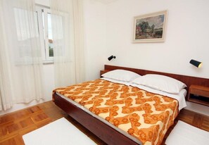 Iron/ironing board, free WiFi - Apartment Ljerka (Malinska-Dubasnica)