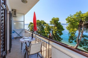 Studio (A2) | Water view - Apartment Verica (Dugi Rat)