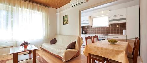 Apartment (A1) | Living room