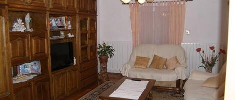 Apartment (A1) | Living room