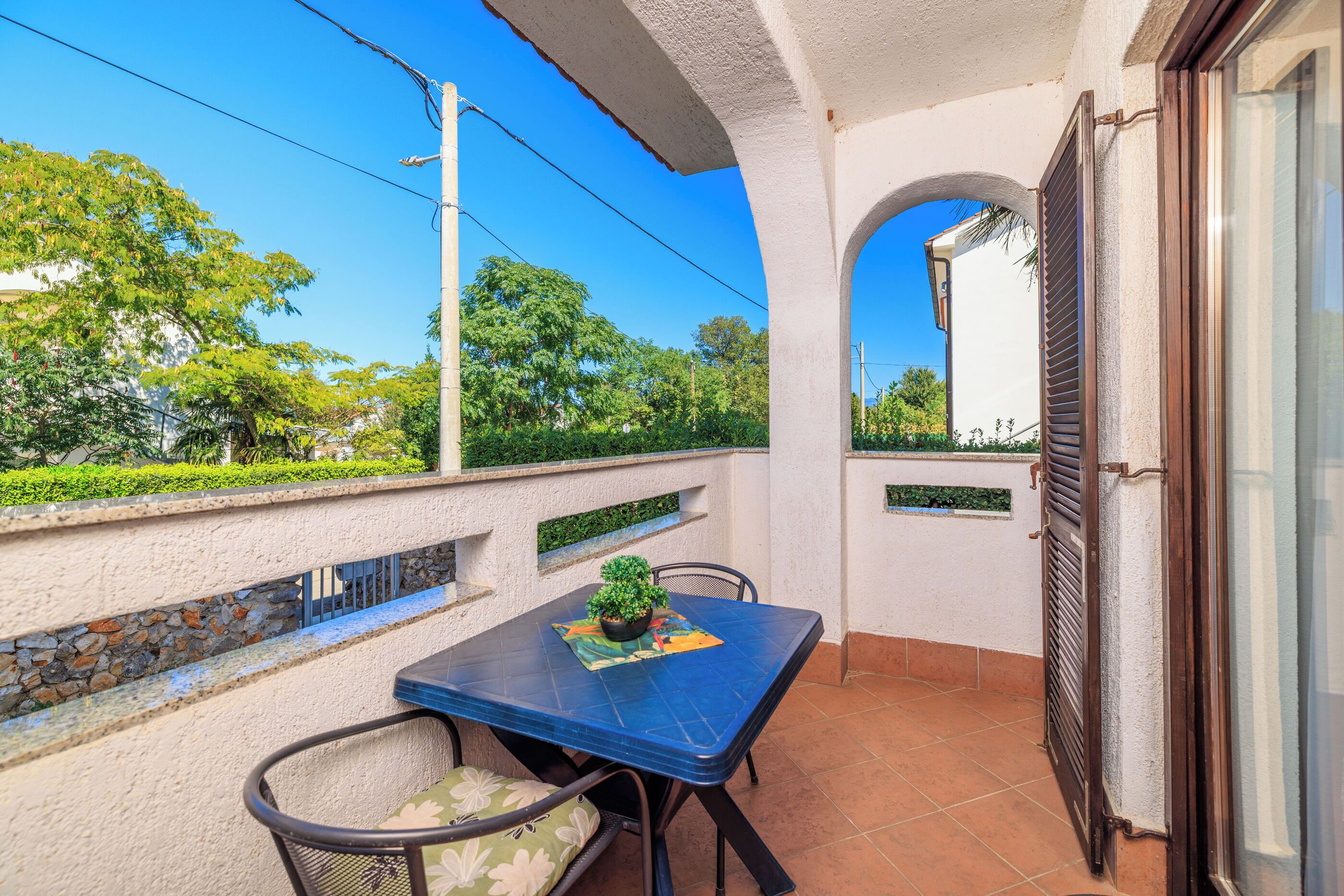 Apartment (A3) | Balcony