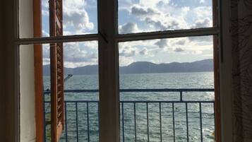 Apartment (A1) | Balkon