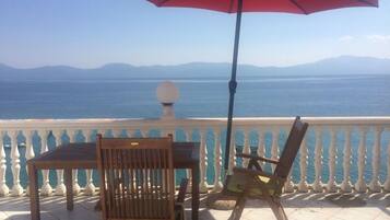 Apartment (A1) | Balkon