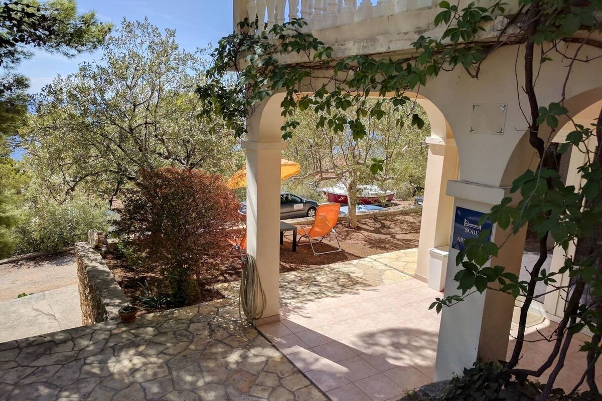 公寓 (A1) | 庭院