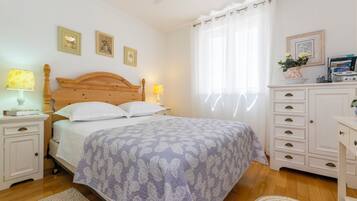 Apartment (A1)