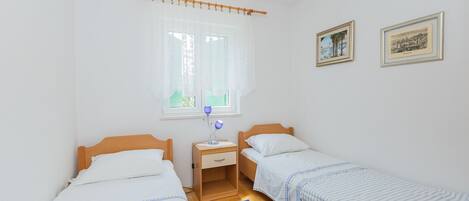 مكواة/لوح كي وواي فاي مجانًا