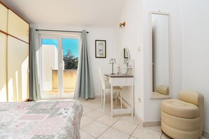 Apartment (A5)