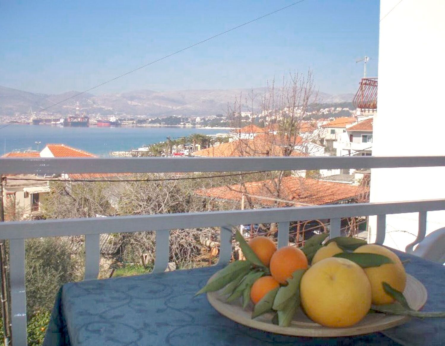 Apartment (A4) | Balkon