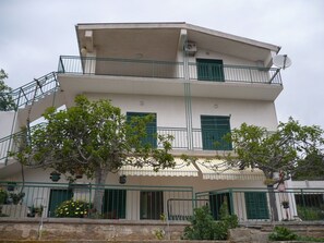Building design - Apartments Neva (Primosten)
