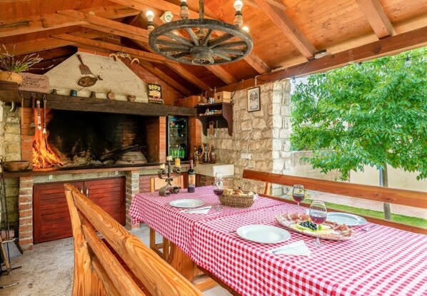BBQ/picnic Area - Apartments Bosko (Nin)