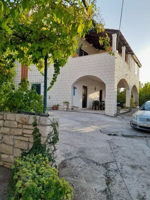Exterior - Apartments Jere (Sutivan)