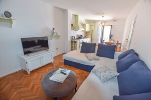 Apart Daire (A1) | Oturma odası