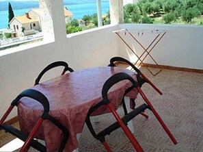 Apartment (A2) | Terrace/patio - Apartments Suzi (Bol)