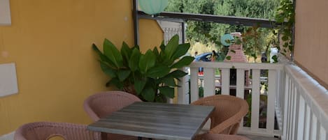 Apartment (A1) | Balcony