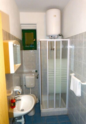House | Bathroom | Shower - House Kuca za Odmor (Preko)
