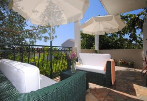 Apartment (A1) | Terrace/patio - Apartment Rina (Okrug)